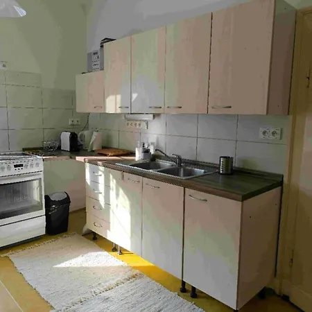 Apartmán V Rodinném Domě *